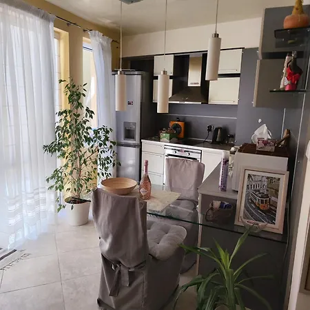 Art Kiril And Metodi Square * 부르가스