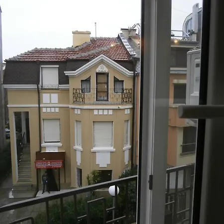 Apartment Art Kiril And Metodi Square