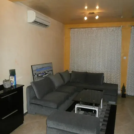 Apartment Art Kiril And Metodi Square Burgas