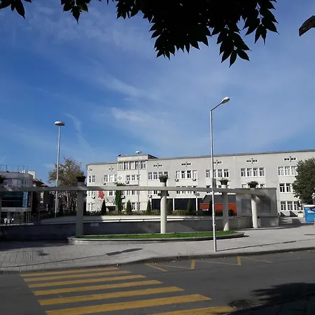 Art Kiril And Metodi Square 부르가스